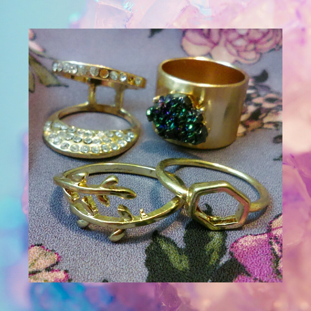FREE with Purchase! Gold Ring Set - size 7.5